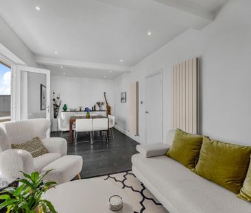 3 bedroom property to rent - Photo 1