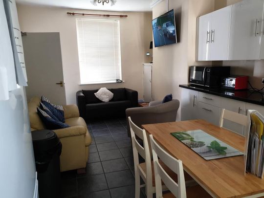 13 Ambrose Street - Photo 1