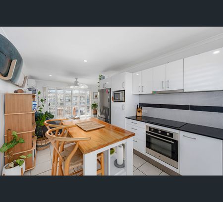 7/6 Twenty Fifth Avenue, Palm Beach, Qld 4221 - Photo 2