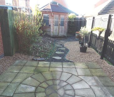 2 bedroom terraced house to rent - Photo 2