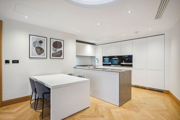 3 bedroom flat to rent - Photo 1