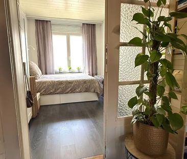 GELIJKVLOERSAPPARTEMENT 1 SLAAPKAMER MET TUIN - Photo 2