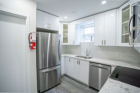 For Lease - 19 Queen Street Unit# 1, Mississauga, Ontario - Photo 3