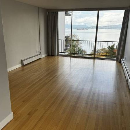 2 Bedroom Suite with Views of English Bay - Photo 1