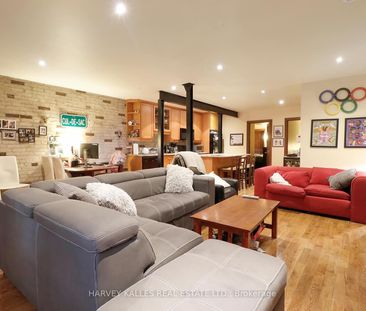 For Lease - 152 Hilton Avenue Unit# 1, Toronto, Ontario - Photo 3