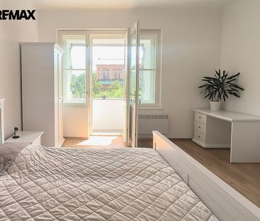 Pronájem bytu 2+kk 55 m², Matoušova 1354, Praha Smíchov - Photo 4