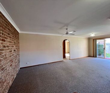 VILLA IN GREAT LOCATION - Photo 2