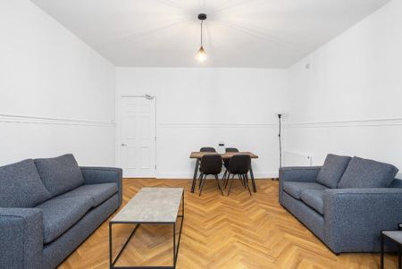 4 bedroom townhouse to rent - Photo 3