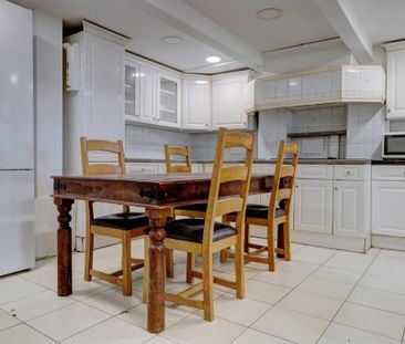 1 bedroom parking to rent - Photo 4