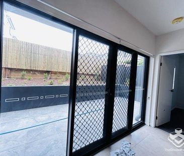 Modern Apartments ( EV 10amp Power Point ) - Photo 3