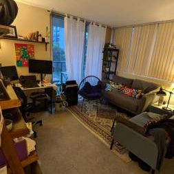 Sublet for Taylor Swift show - 20 mins walk - Photo 2