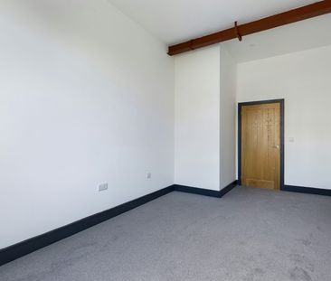 Flat to rent on - Photo 4