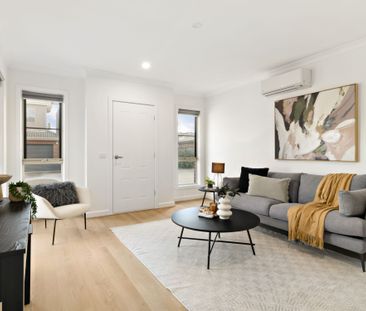 Comfortable and Practical Living Space. - Photo 1