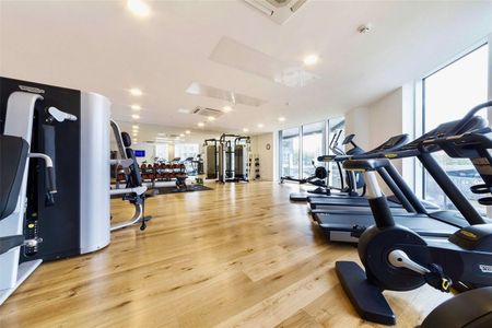 Room in a Shared Flat, High Street, E15 - Photo 5