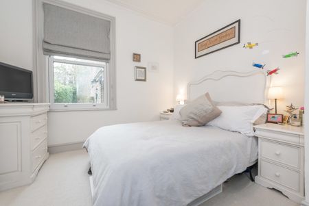 Letchford Mews, London, NW10 - Photo 2