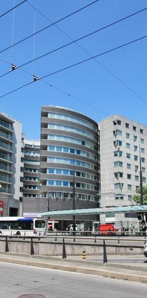 Appartement moderne au coeur de la ville - Photo 2