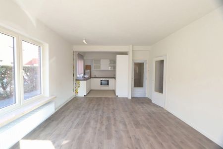 Gelijkvloers appartement met 2 splks, tuin en garage! - Foto 3