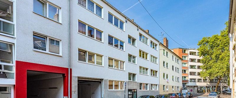 Klein, fein und in der Altstadt! Inkl. Pantryküche und Balkon! - Foto 1
