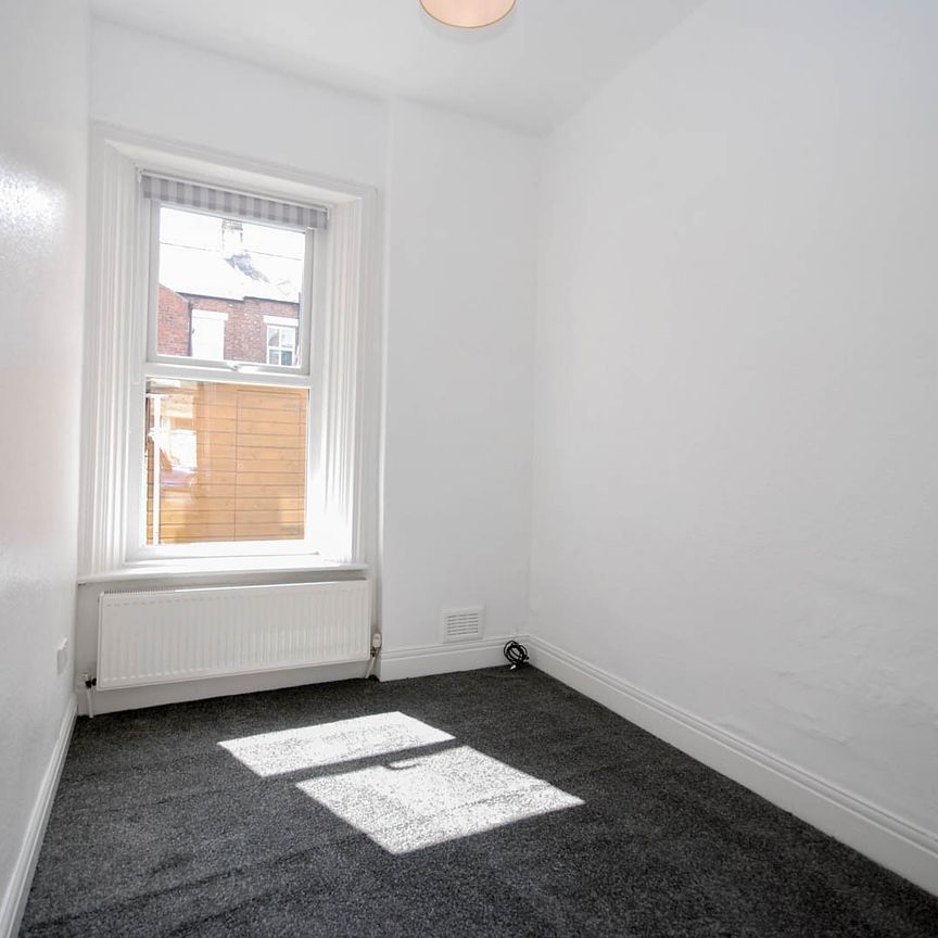 2 bed flat to rent in Broomfield Road, Gosforth, NE3 - Photo 1