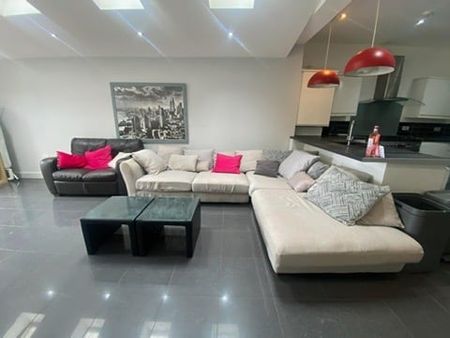 67 Heeley Road - Photo 2