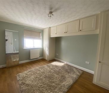 2 bedroom semi-detached house to rent - Photo 2