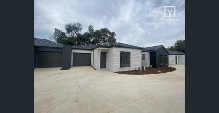 BRAND NEW TOWNHOUSE - Photo 4