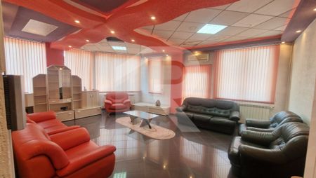 Vila individuala , B-dul Pieptanari, acceptam si cazre munci - Fotografie 2