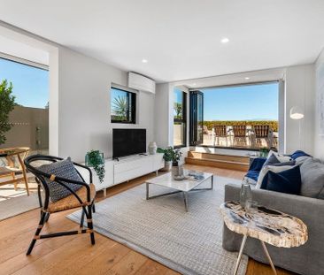 Stunning Two Bedroom Apartment in Bronte With A Large Entertaining ... - Photo 1