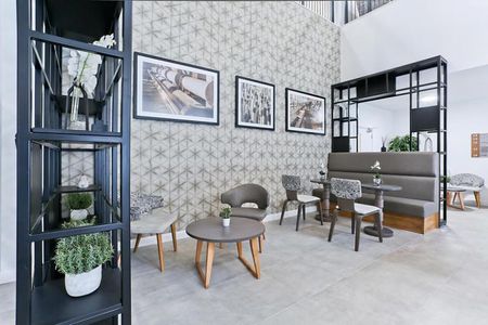 Button House, Hackbridge, SM6 - Photo 5