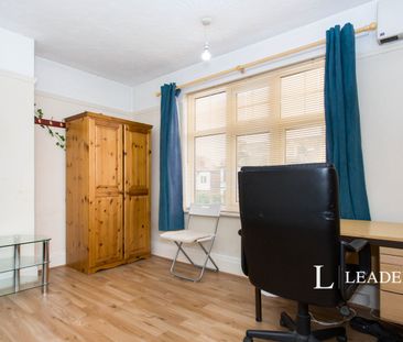 3 bedroom property to rent Chesterton Road, Cambridge, CB4 - Photo 1