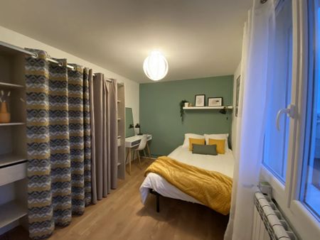 Location Appartement 4 pièces 75m² VALENCE 26000 - Photo 4