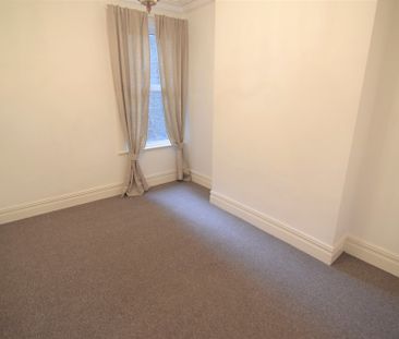 To Let 1 Bed Ground Floor Flat - Photo 3