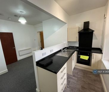 1 bedroom flat to rent - Photo 6