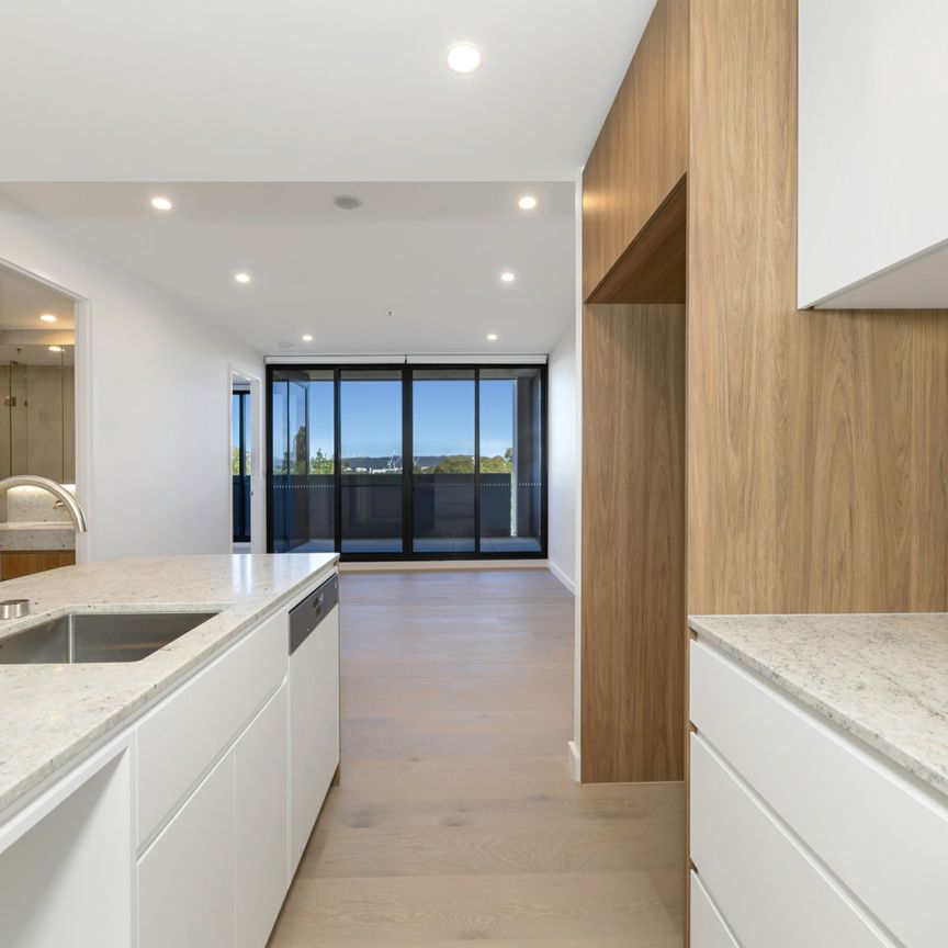 Stylish Living in Prime Parkes Location - Photo 1