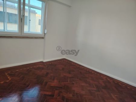 Apartamento T4 - Photo 3