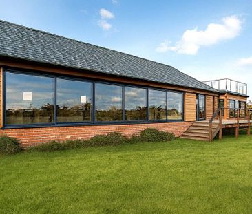 4 bedroom detached house to rent - Photo 3