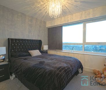 2 bed apartment to rent in Lower Stone Street, Maidstone, ME15 - Photo 1