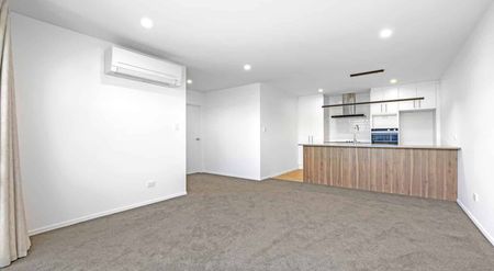 Three Bedroom Beauty! - Photo 5