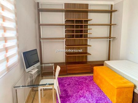 Apartamento en Estepona, Cancelada, alquiler - Photo 3