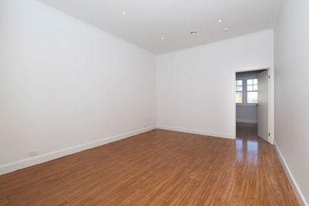 Thinking of selling? Contact our agent - Photo 5