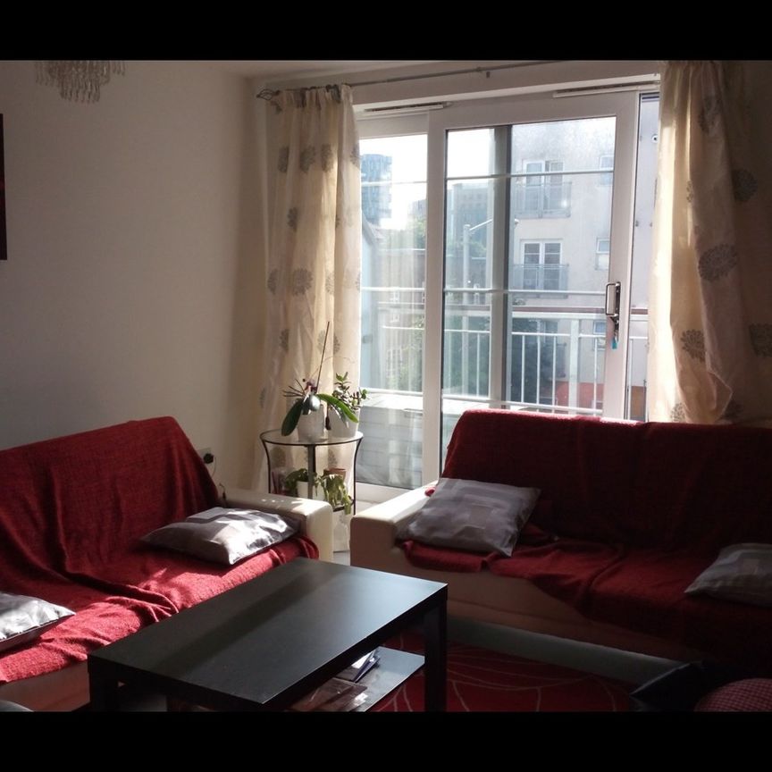 2 Bed Flat, Sydenham Road, CR0 - Photo 1