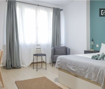 madrid, Community of Madrid 28008 - Photo 3