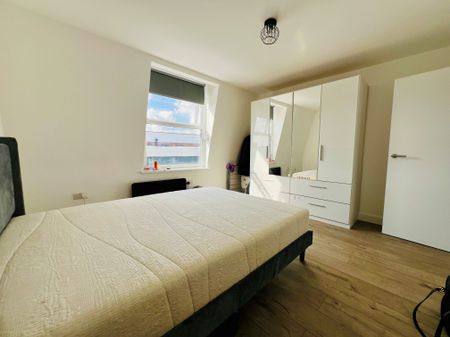 Holloway Road, London, N7 - Photo 2