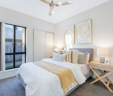 MODERN NORTH LAKES 4 BEDROOM HOME - Photo 4