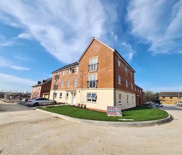 2 bed flat to rent in Stevenson court, Tabitha close, Poole, BH15 4FT - Photo 1