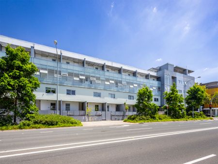 Contemporary Comfort In A Central Location! - Photo 2