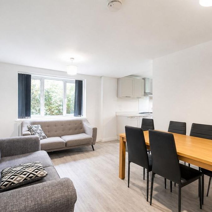5 bedroom house to rent - Photo 1