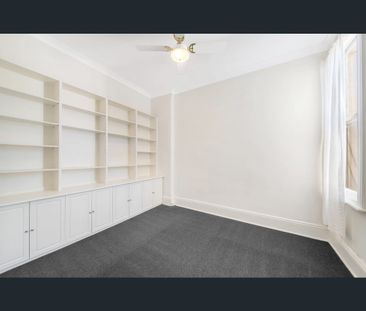 132 Blues Point Road, McMahons Point, NSW 2060 - Photo 2