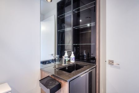 For Lease - 70 Temperance Street Unit# 1416, Toronto, Ontario - Photo 2