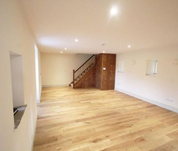 3 bedroom barn conversion to rent - Photo 4